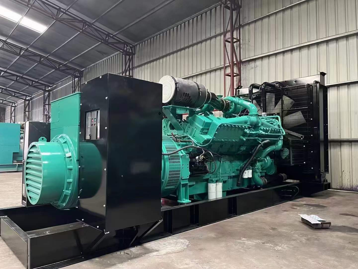 净潭乡如何降低 800kW 柴油发电机输出电流的波动？