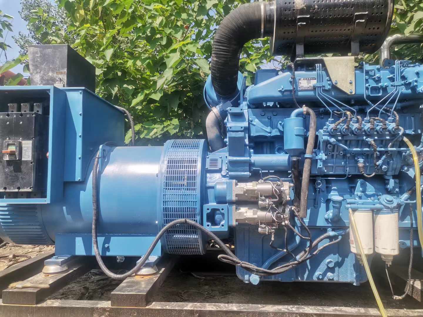 净潭乡详细说明降低 800kW 柴油发电机输出电流波动的方法