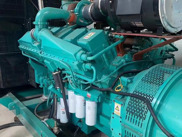 净潭乡更换100kW柴油发电机组机油时，需要注意哪些事项？