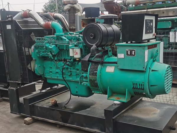 净潭乡冬季低温环境下，500KW发电机组启动电瓶的容量需求具体会增加多少？