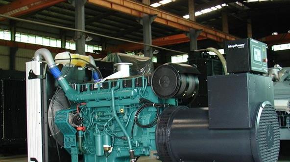 净潭乡如何判断柴油发电机组的机油是否需要更换？